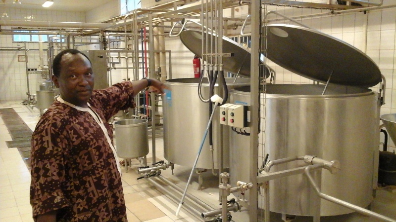La laiterie de Fada a une capacité de production de 3000 litres par jour.